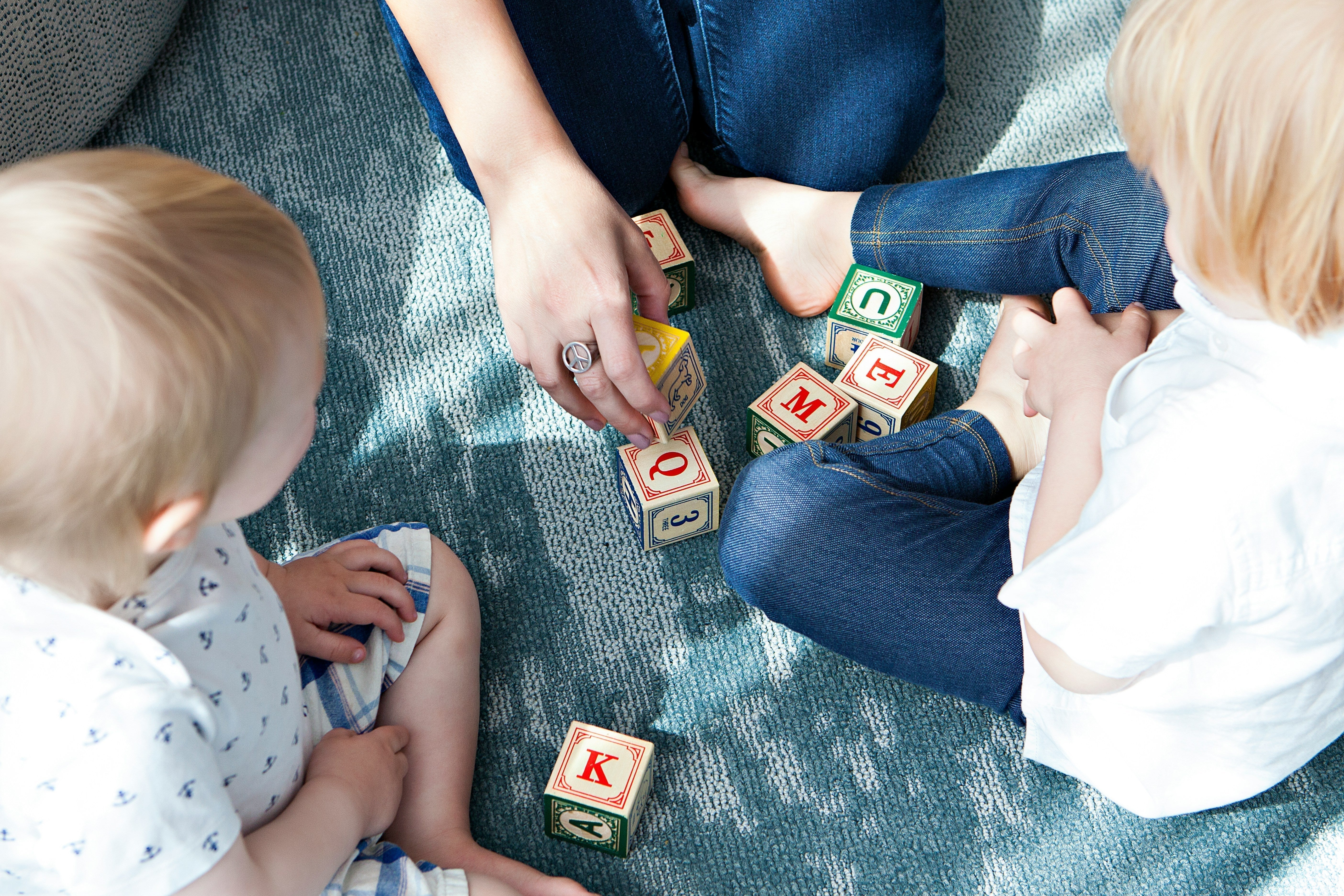 How to Build a Language-Rich Home Environment for Bilingual Children