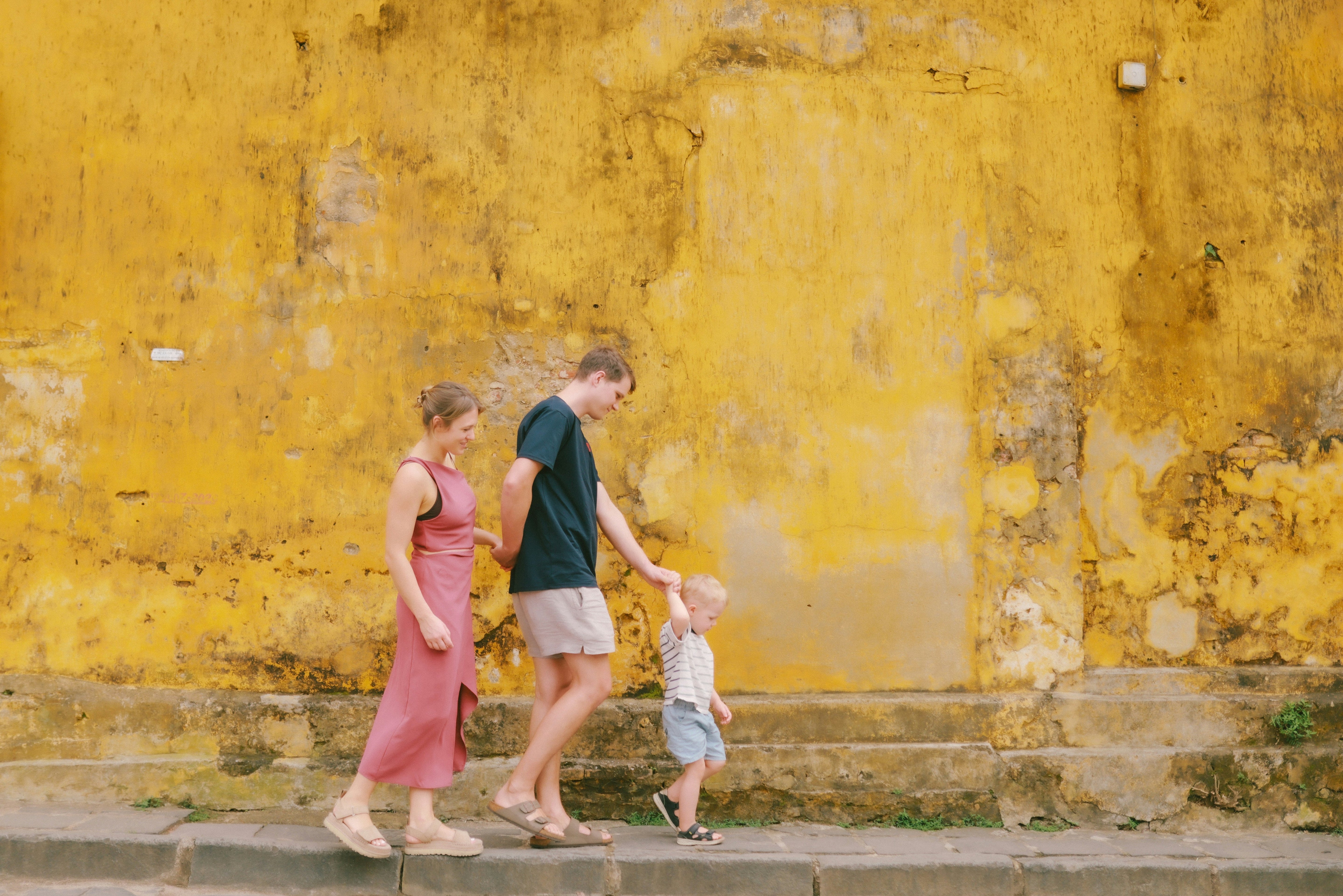 What Is the OPOL Method (One Parent One Language)?